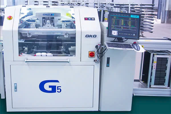 quy-trinh-san-xuat-den-mat-troi-5