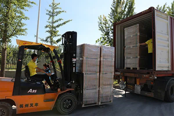 san-xuat-pin-luu-tru